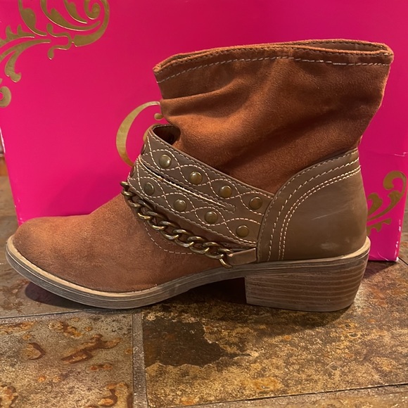 Candie’s Cacuracotan Brown Booties- Size 7 🤎🍂🤠 - Picture 8 of 16